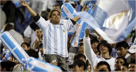 Termin� la angustia de Argentina y va al Mundial