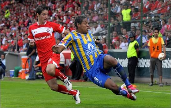 Michael Arroyo confirm� que jugar� en Barcelona