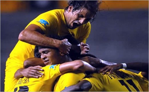 Barcelona golea a la Universidad Cat�lica por 3 a 0