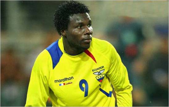 Carlos Tenorio desea volver a jugar en la seleccin del Ecuador
