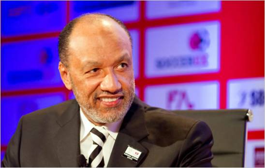 Dimite dirigente de FIFA indagado por corrupci�n