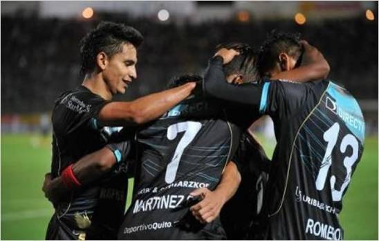 Deportivo Quito elimina al Aurora y espera en octavos al Tigre
