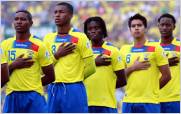 Ecuador venci� 2-0 a Per� y consigui� tres puntos de oro en el camino a Brasil