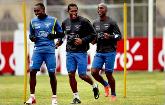 Ecuador respeta pero no le teme a Uruguay