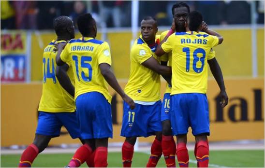 En vibrante partido la selecci�n ecuatoriana vence a la selecci�n chilena por 3 goles a 1 en el estadio Atahualpa