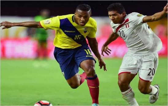 Ecuador igualo el marcador 2 a 2 con Peru y buscara su clasificacion ante Haiti