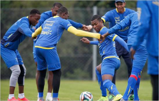 �ltima pr�ctica en Viamao previo al partido con Francia