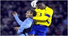Ecuador cae por sus propios errores 2 a 1 con Uruguay