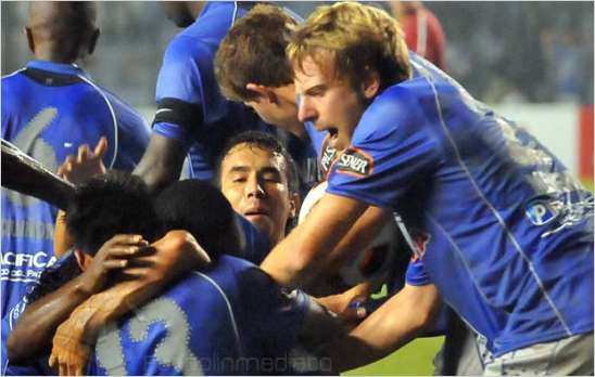 Cruzeiro imparable Emelec consigui� su primera victoria San Luis cay�