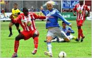 Emelec saca un punto del Bellavista dominando al �rodillo rojo�