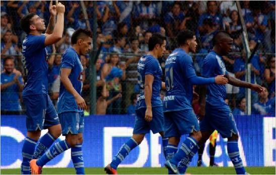 Stracqualursi le dio el triunfo a Emelec en la Perla del Pacifico
