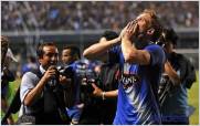 Emelec golea al nacional y es l�der en Ecuador