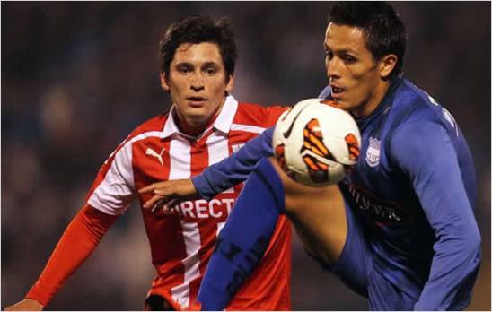  Emelec no pudo con la U. Catlica de Chile y quedo eliminado