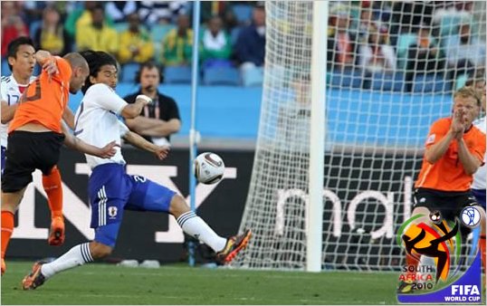 Holanda venci� 1-0 a Jap�n y tiene puntaje perfecto en el Grupo E