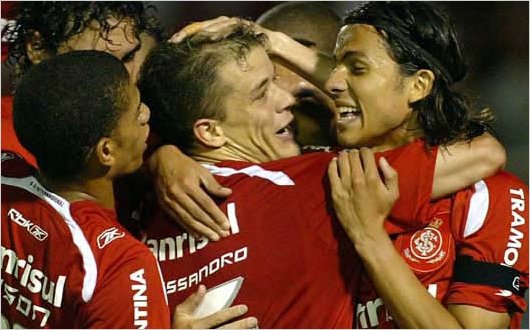 Internacional iguala con el Quito y es segundo de Grupo 5 de Libertadores