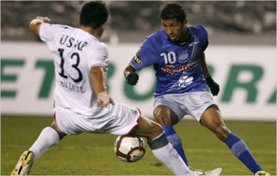 Joao Rojas a un paso de jugar por el AZ Alkmaar
