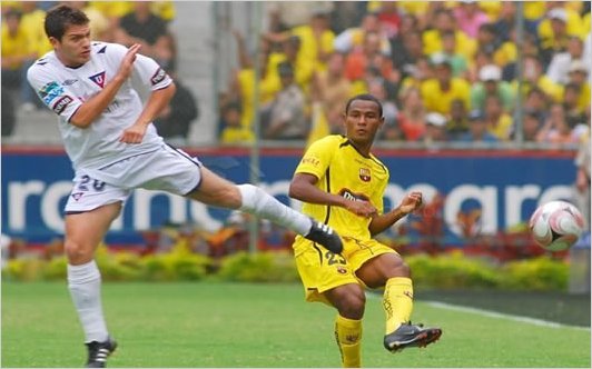 Liga (Q) y Barcelona empataron sin goles