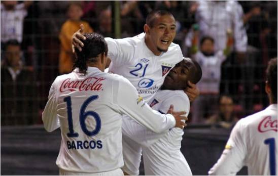 Liga de Quito enfrenta a la U. de Chile buscando su segunda Copa Suramericana