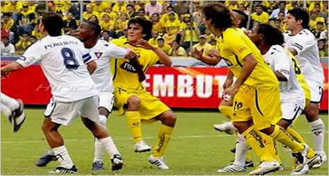 Liga de quito goleo al idolo del astillero Barcelona 4 a 0