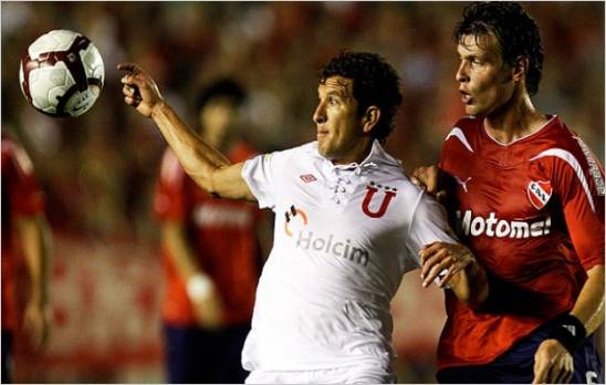 Liga de Quito super� ayer en la Casa Blanca, al Independiente argentino