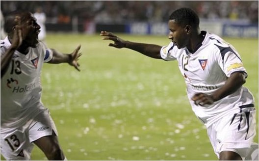 Liga de Quito golea al Independiente del Valle (3-0)