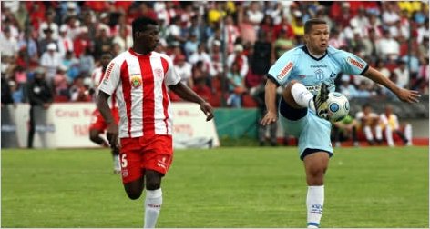 Cl�sico ambate�o termin� empate 1-1