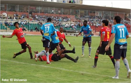 Macar� gan� 2-0 al Deportivo Cuenca