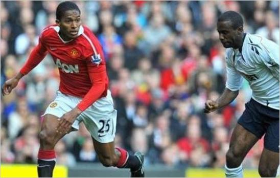 Manchester United de Antonio Valencia derrot� 3-1 al Chelsea y sigue imparable