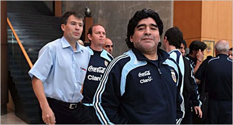 Maradona se va a un spa y Bilardo planea la t�ctica