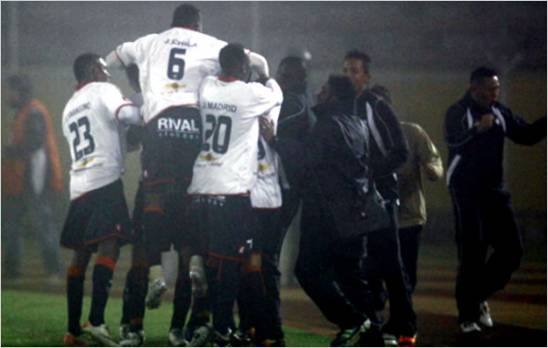 El Nacional gana 1-0 al Libertad en la Libertadores-2012