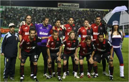 Newells levant� vuelo hacia Ecuador por el pase a semifinales de la Sudamericana