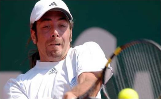 Nicolas Mass� es favorito en Ecuador