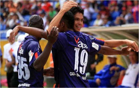 El Deportivo Quito ampl�a el liderato