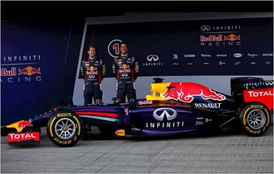 Red Bull y Mercedes presentan sus nuevos monoplazas en Jerez