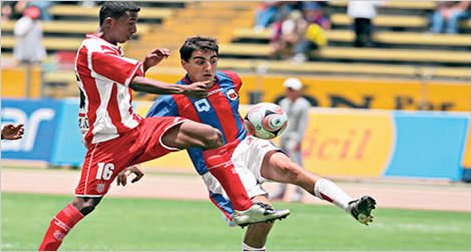 T�cnico Universitario deja escapar tres puntos y se complica