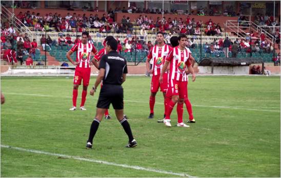 T�cnico Universitario demostr� por qu� es el l�der del torneo