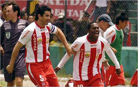 El Rodillo Rojo mantiene el invicto y la punta del torneo de la Serie B