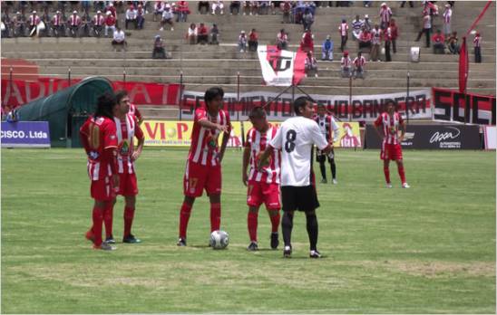 T�cnico Universitario gole� 5 a 0 a Liga de Portoviejo