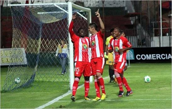 T�cnico Universitario gole� 7 a 3 al Ferroviarios de Dur�n