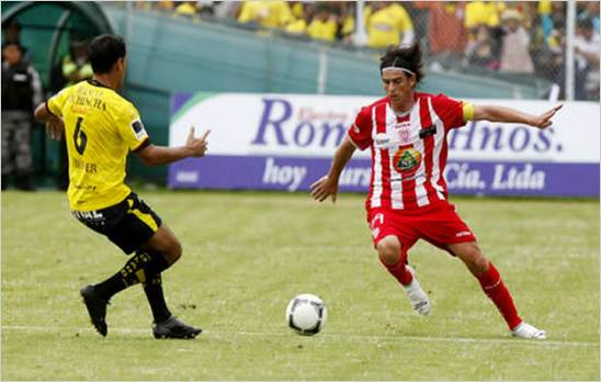 T�cnico Universitario gana 3-2 a Barcelona en el Bellavista