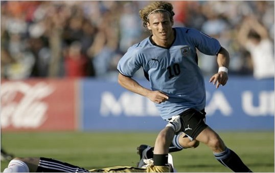 Uruguay y Francia sumaron 1 punto en el Mundial Sudafrica 2010