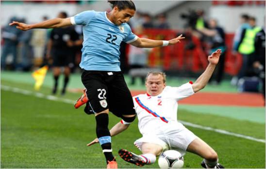 Uruguay igual� con Rusia en un amistoso