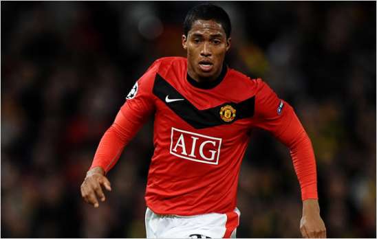 Valencia jug� todo el partido en victoria ante Bolton