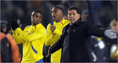 Ecuador apela a la experiencia para llegar al Mundial